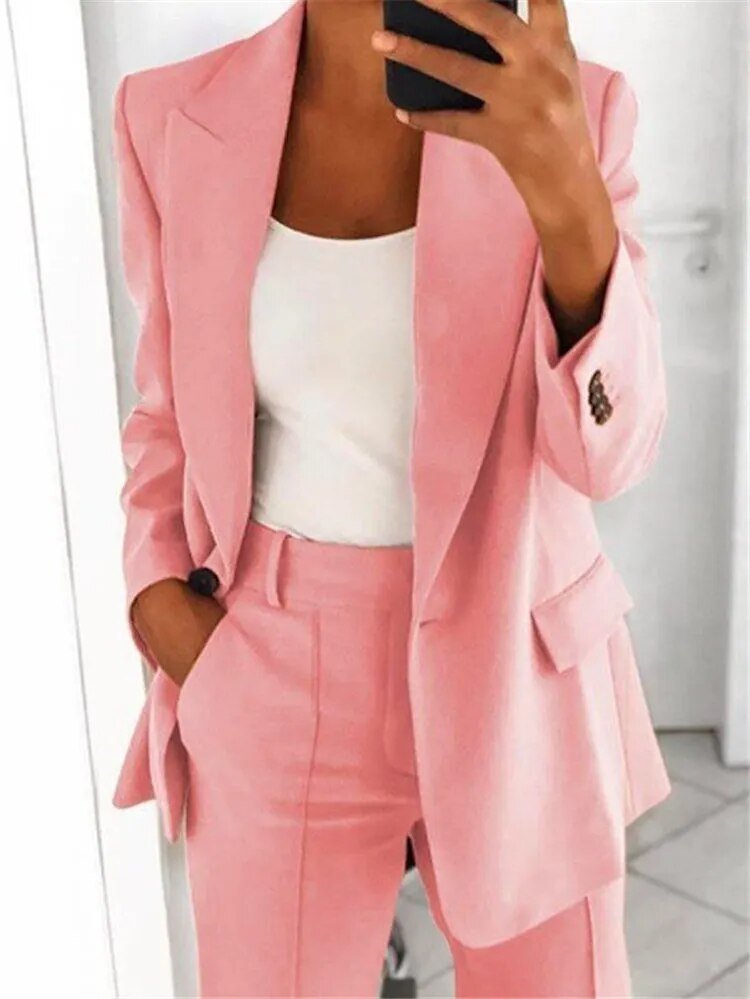 Completo Donna Elegante Taglio Moderno