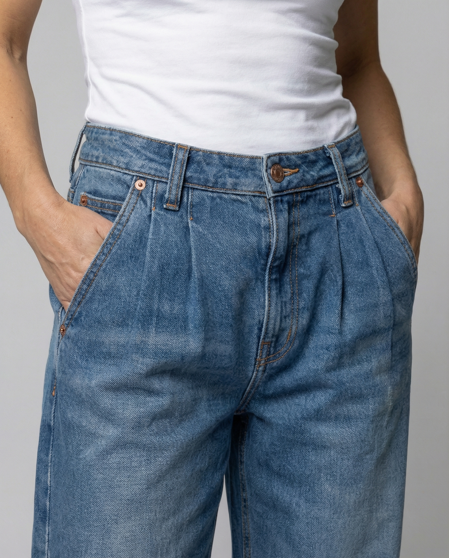 Jeans Donna Vestibilità Comoda Taglio Largo