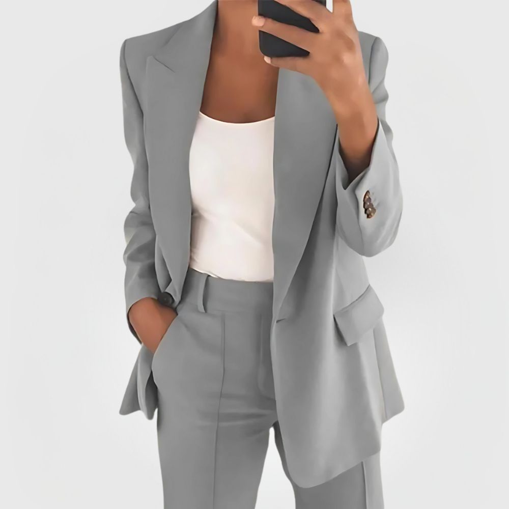 Completo Donna Blazer e Pantaloni Eleganti Slim Fit