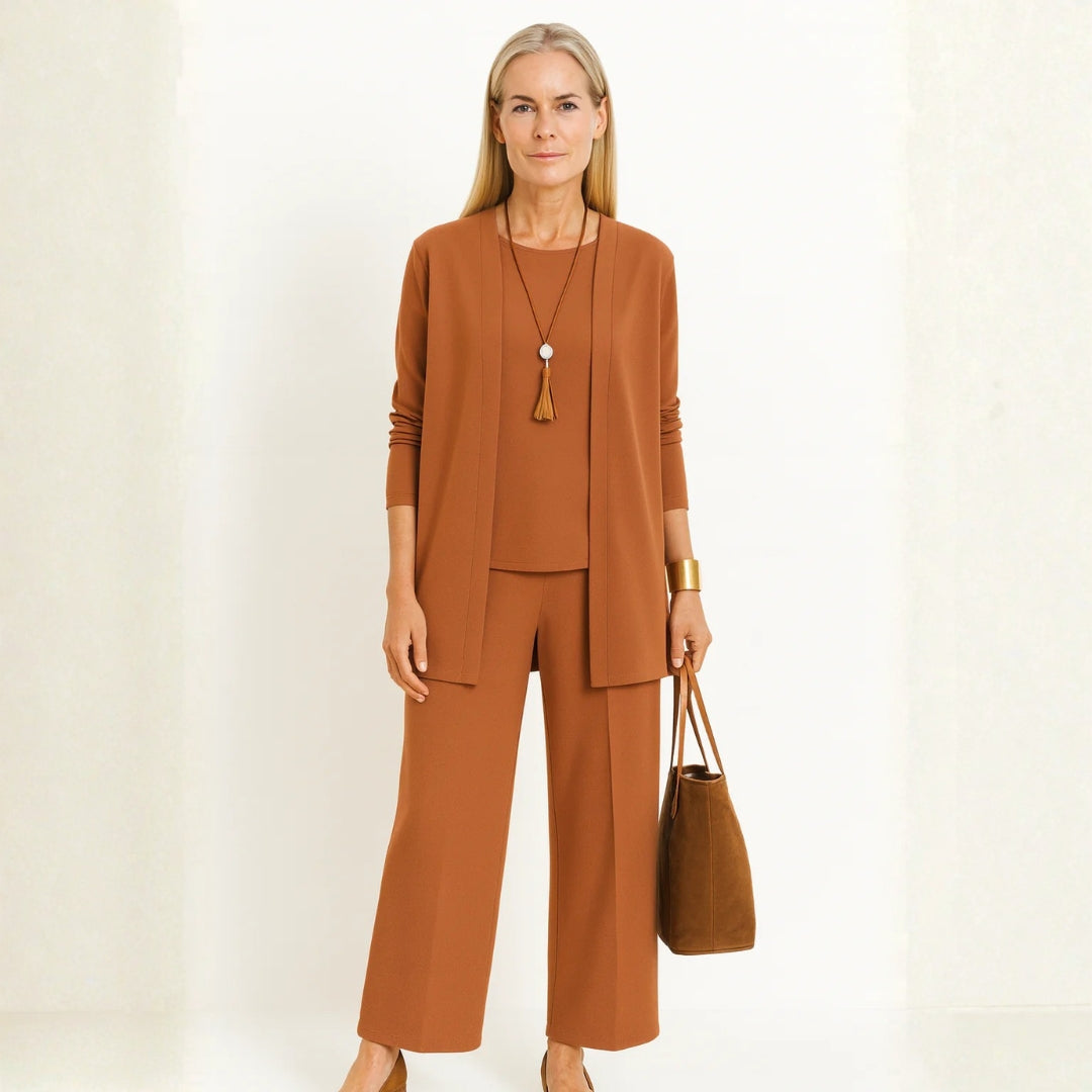 Completo Lounge Donna Tre Pezzi Stile Minimalista