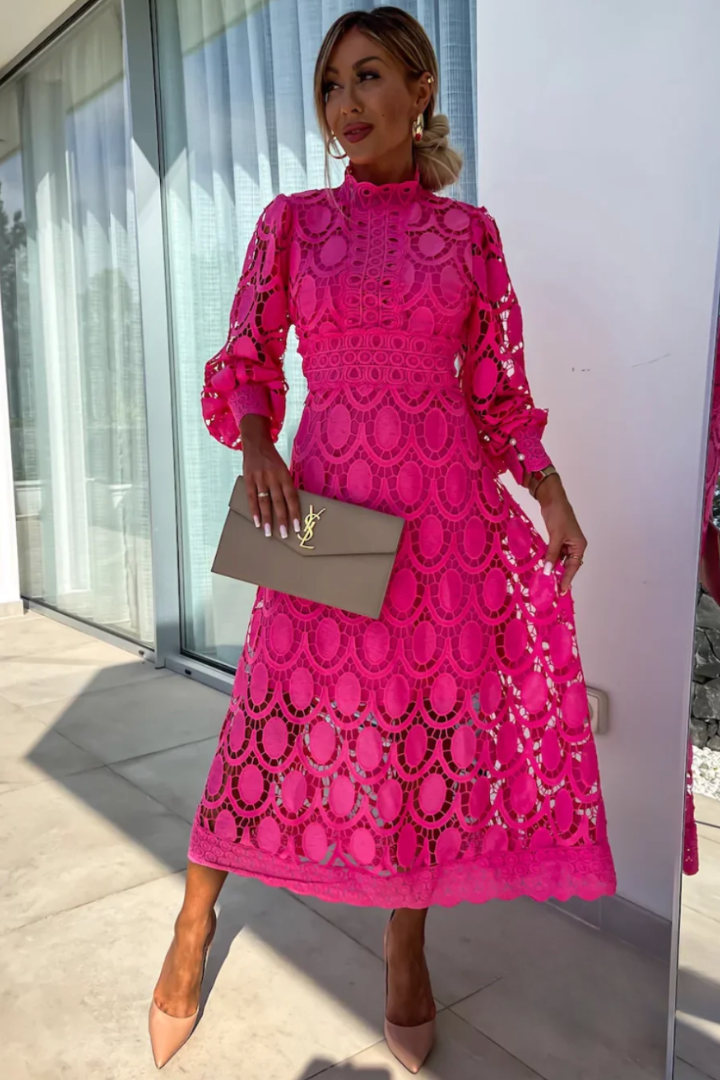 Abito Midi Elegante in Pizzo per Cerimonia - Look Raffinato per Occasioni Speciali 4