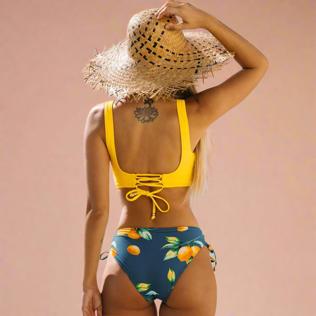 Lena | Bikini con laccetti e top avvolgente 8