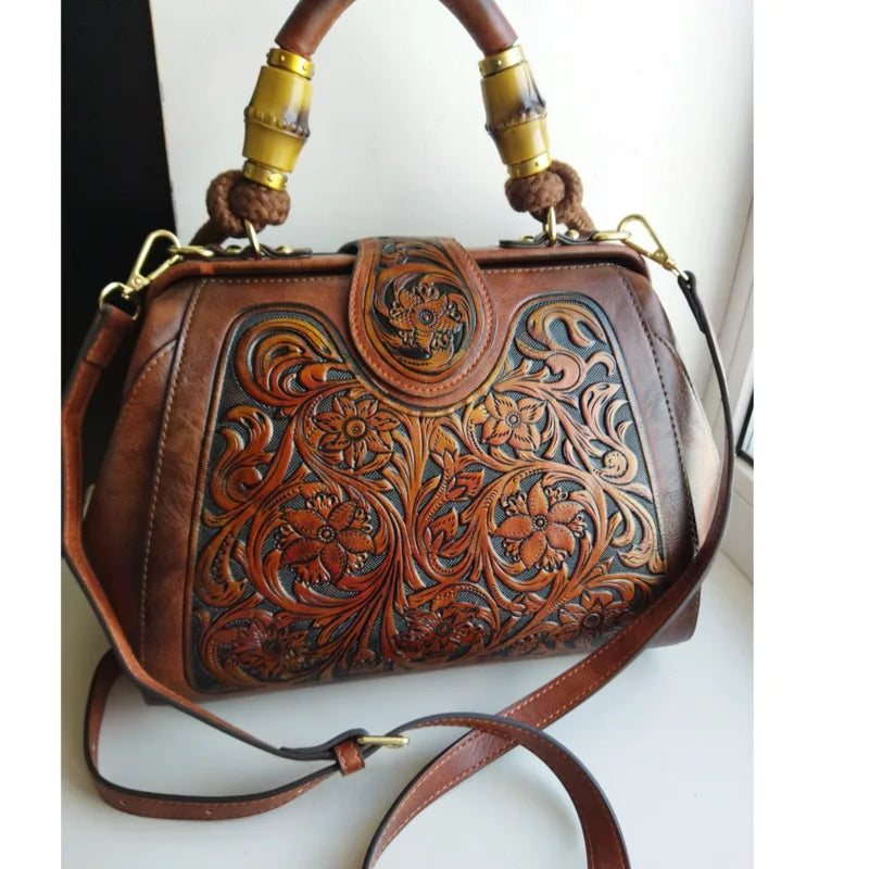 Borsa a Spalla Uomo in Pelle Italiana Elegante e Funzionale