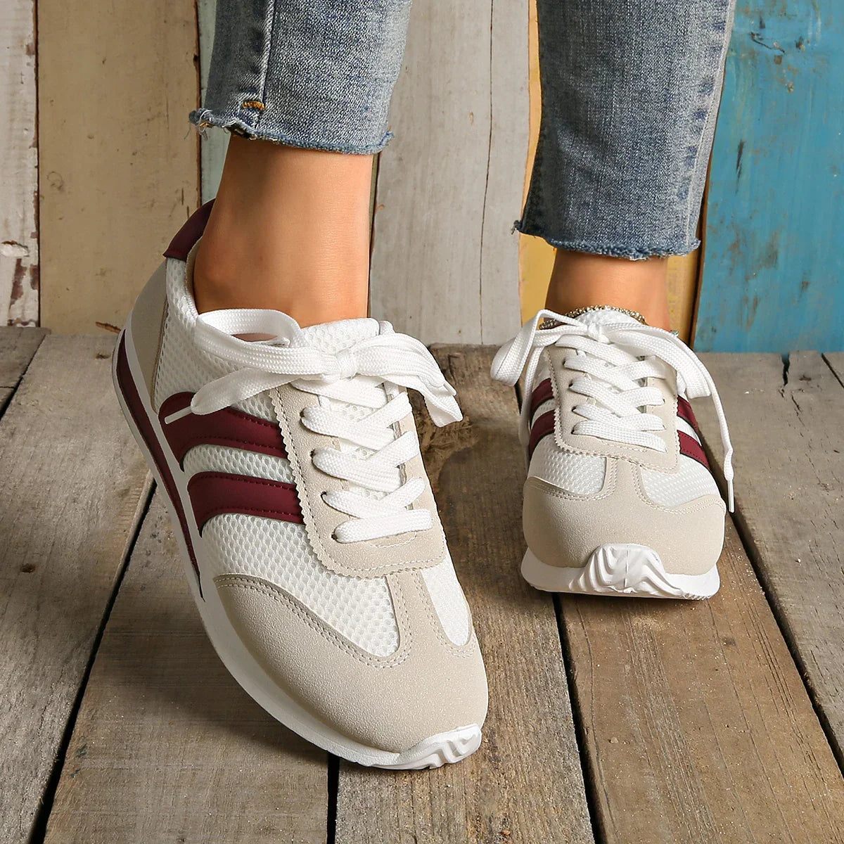 Sneaker Donna in Mesh con Lacci