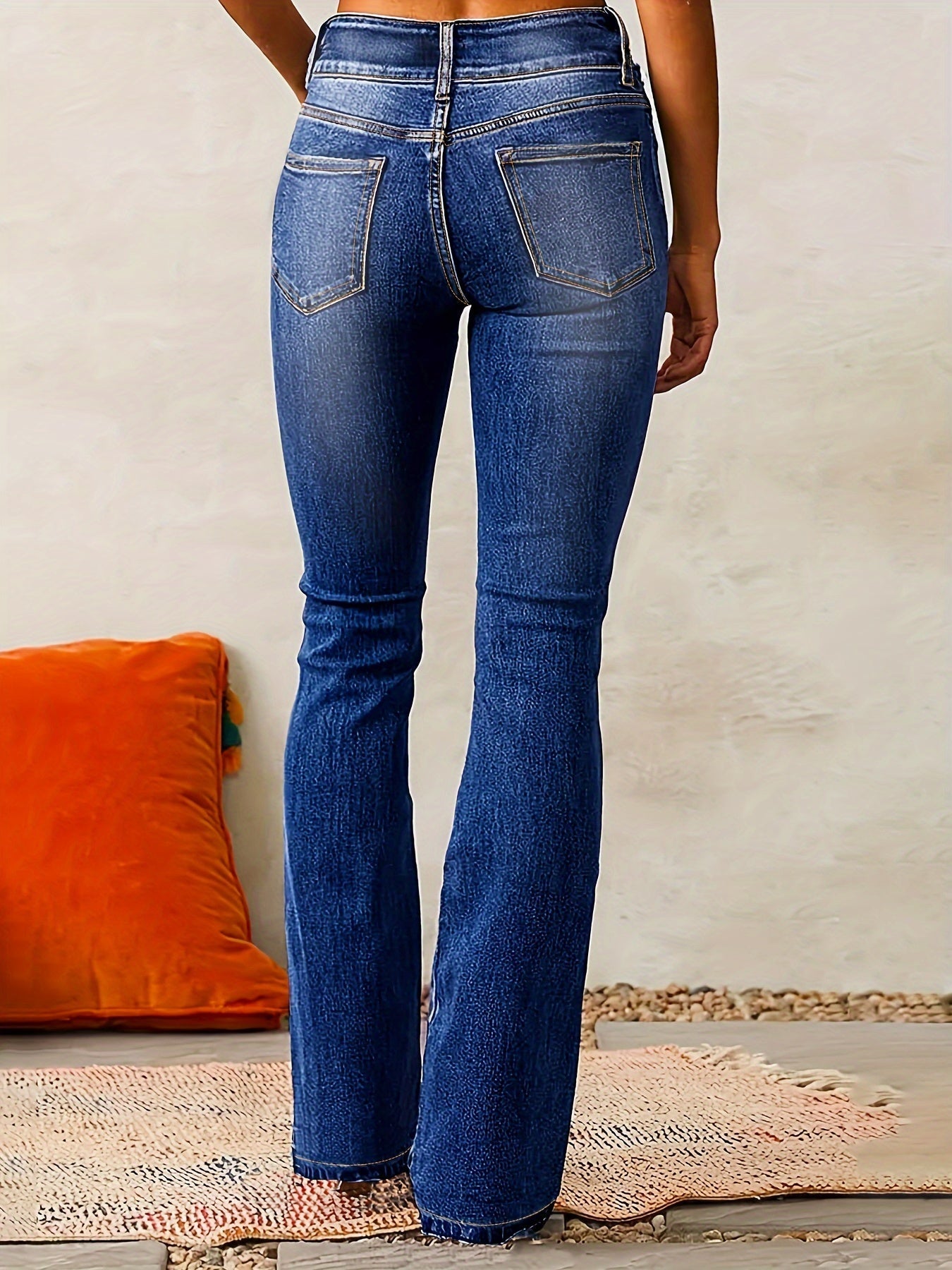 Jeans Donna a Vita Alta con Chiusura Doppio Bottone e Svasati