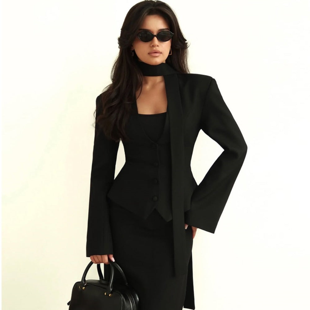Blazer Donna Manica Lunga con Sciarpa Elegante