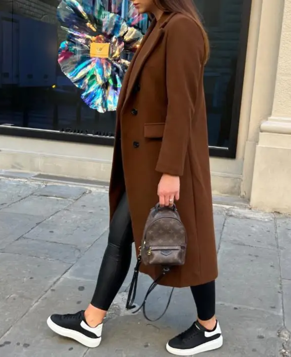 Trenchcoat Donna Elegante in Tessuto Sagomato Manica Lunga