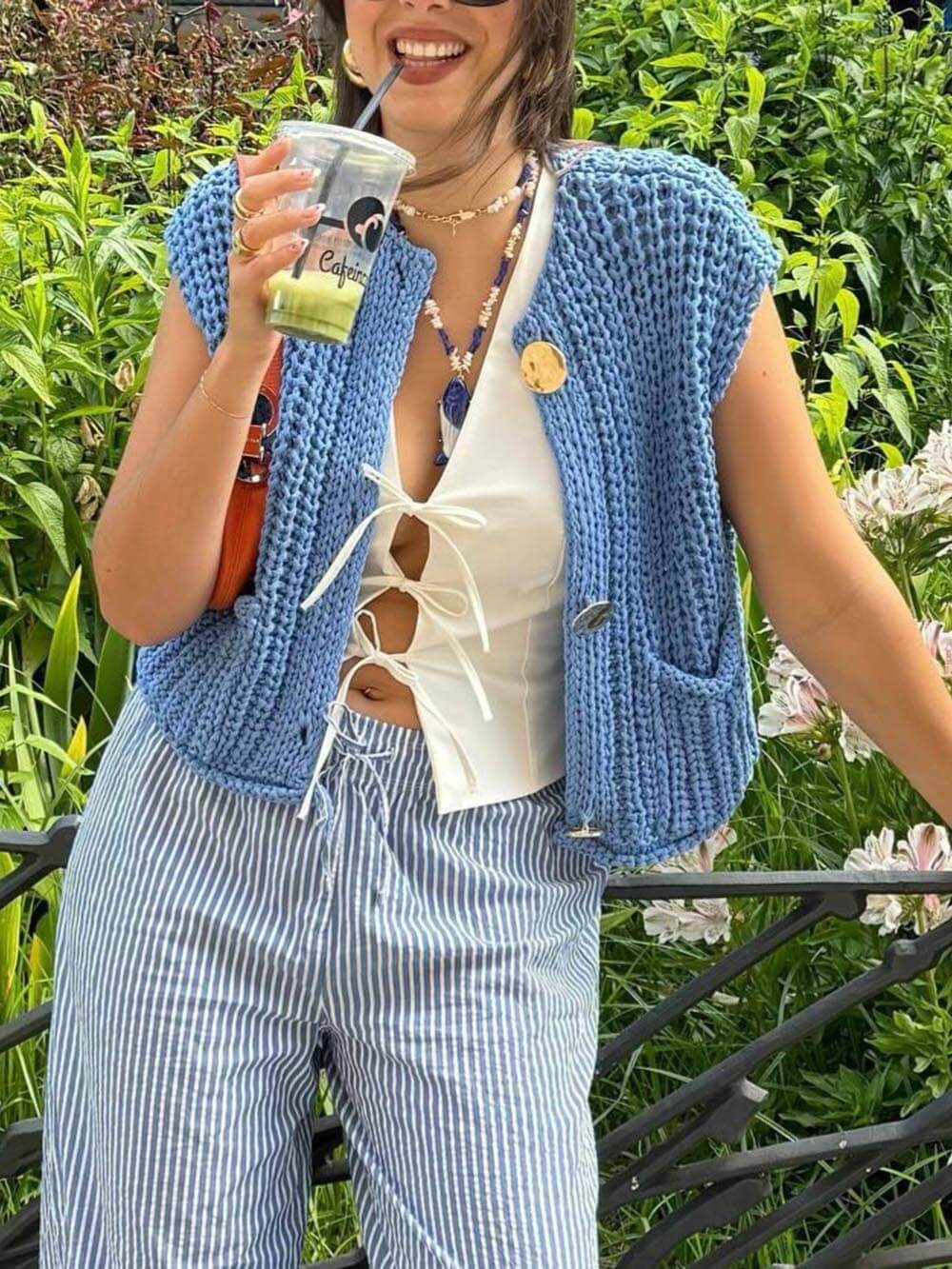 Cardigan Corto Smanicato Donna in Maglia con Tasche
