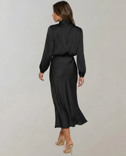 Abito Donna in Raso Stile Elegante