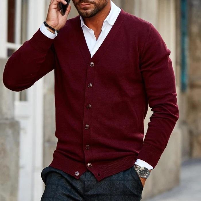 Cardigan Uomo con Scollo a V Design Classico Vestibilità Casual