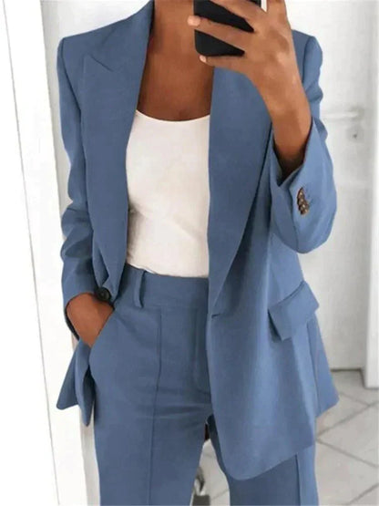 Completo Donna Elegante Taglio Moderno