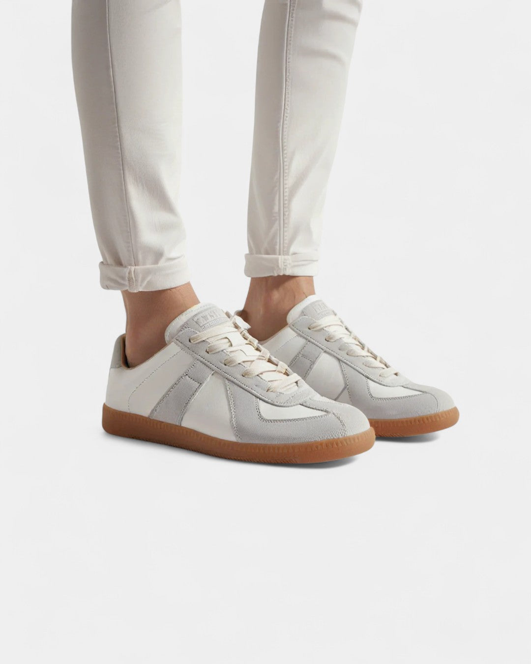 Sneaker Uomo in Pelle Scamosciata Suola Gomma Stile Classico