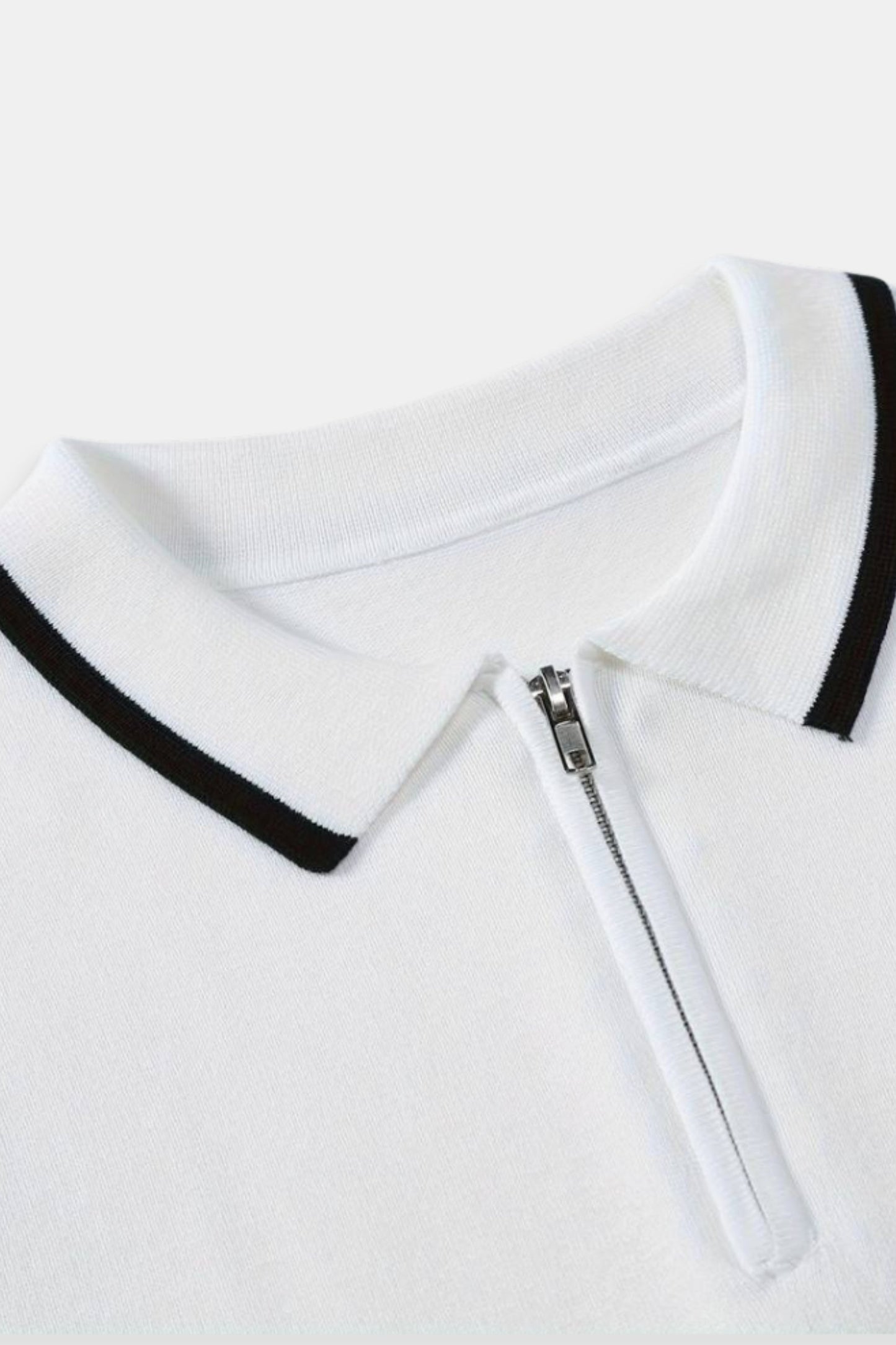 Polo Uomo Classica con Zip e Dettagli a Contrasto