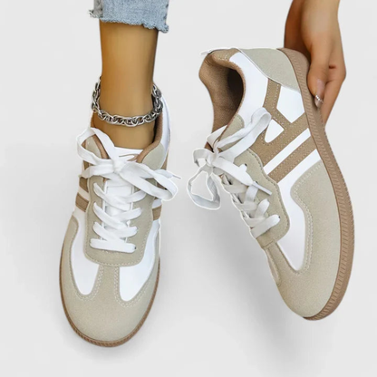 Sneakers Donna Retro con Lacci Stile Classico
