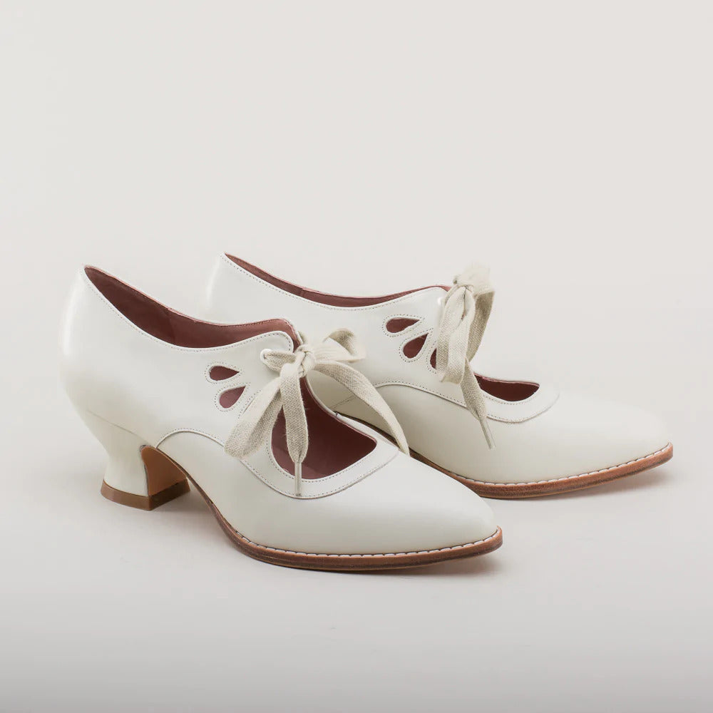 Décolleté Donna Vintage con Lacci