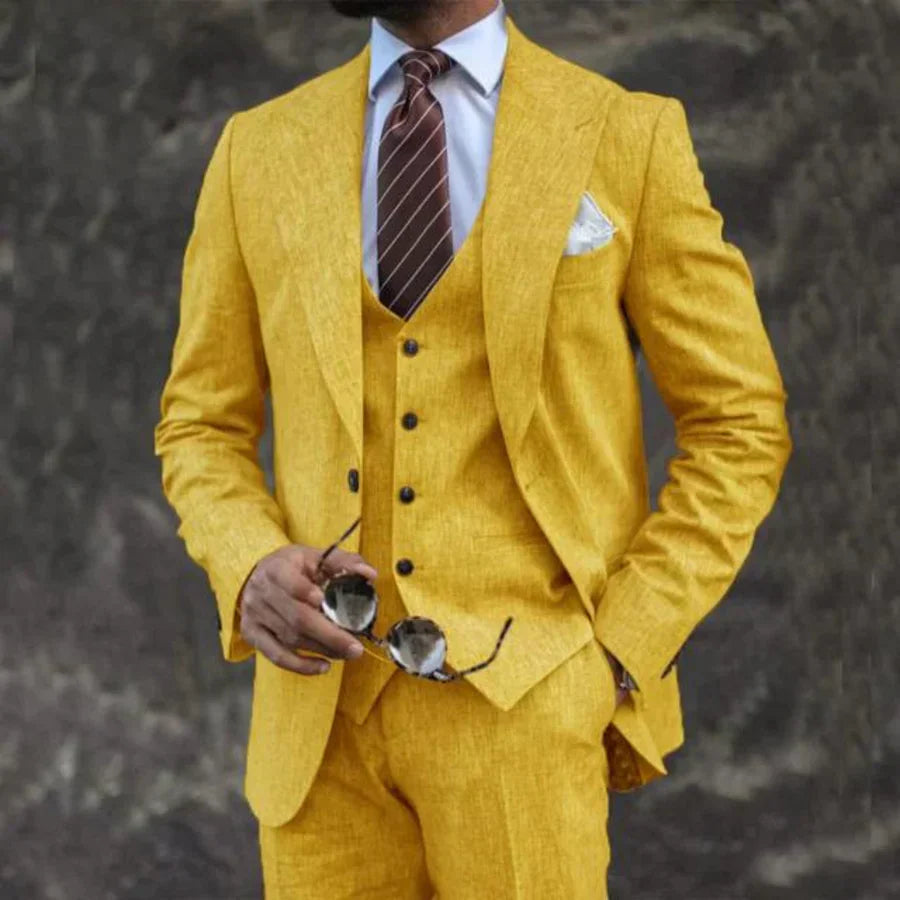Completo Uomo Tre Pezzi Slim con Colletto