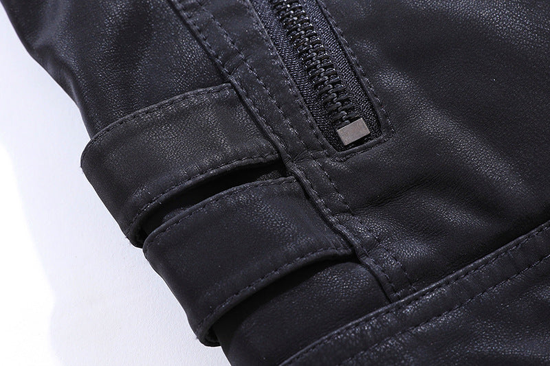 Giacca Moto Uomo con Elementi Cargo e Chiusura con Zip
