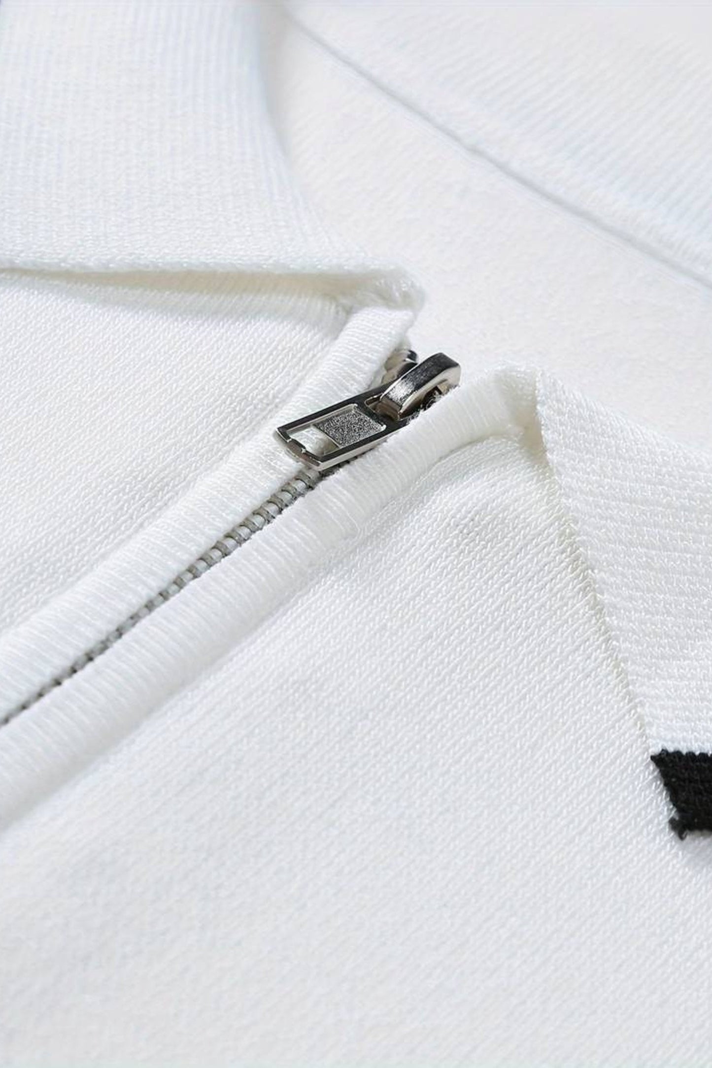 Polo Uomo Classica con Zip e Dettagli a Contrasto