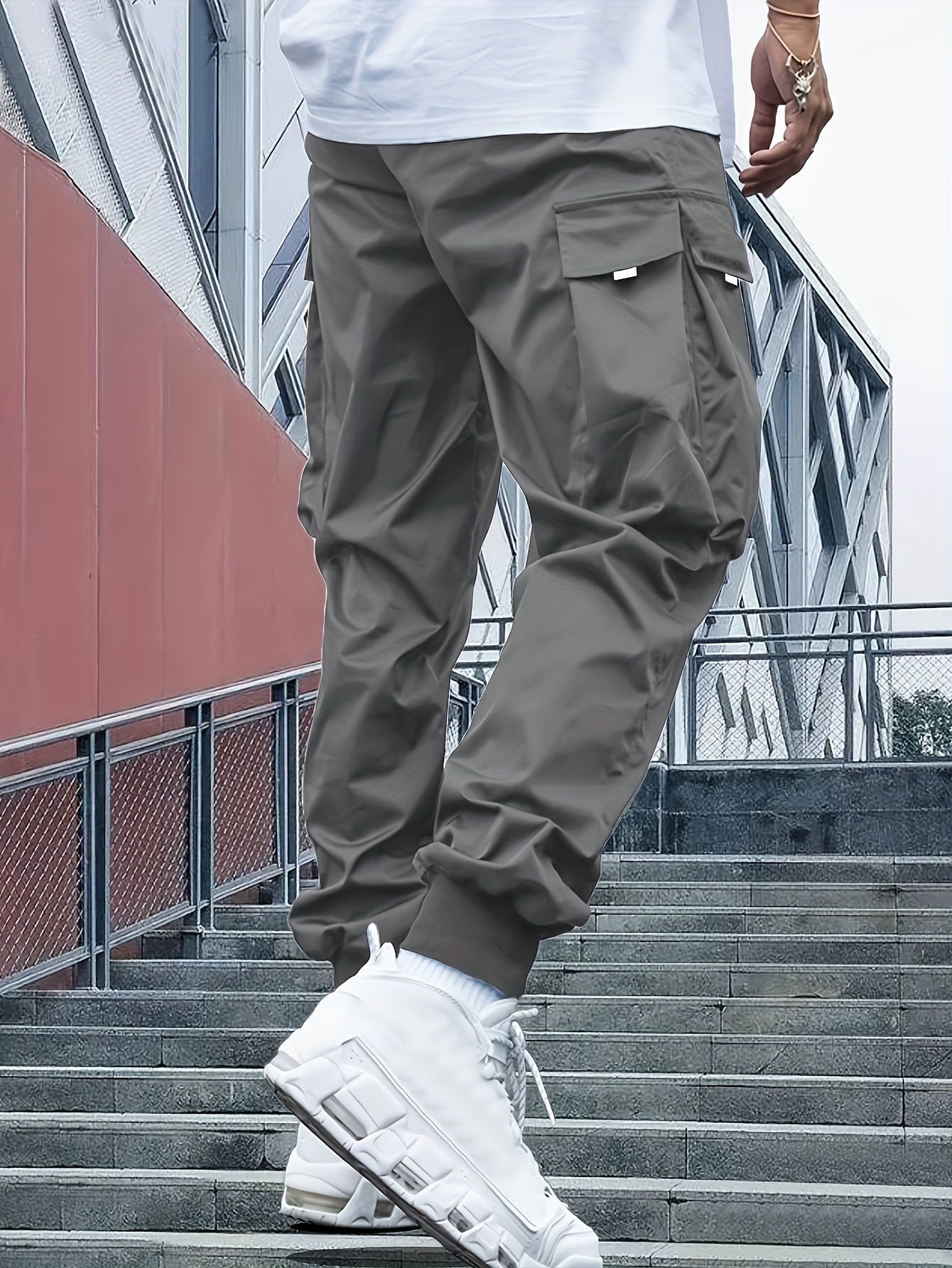 Pantaloni Cargo Uomo Streetwear Tasche e Polsini Elasticizzati
