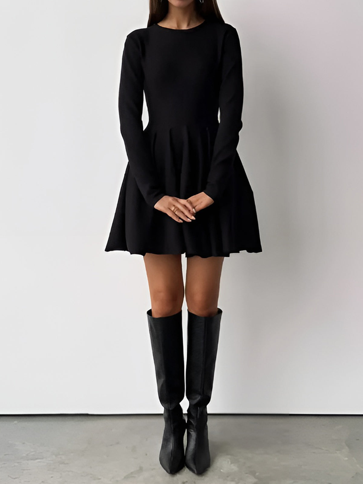 Abito Mini Donna Taglio Vita Maniche Lunghe