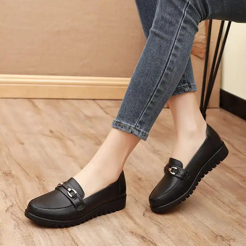Ballerine comode da donna nere con punta tonda in similpelle 3