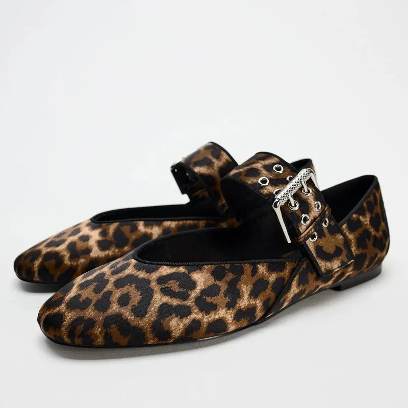 Ballerine da donna con punta a punta, comode e sintetiche, per un look elegante ogni giorno 6