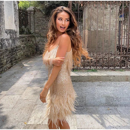 Abito Corto Donna con Piume Stile Elegante