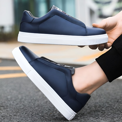 Sneaker Uomo in Pelle Vestibilità Classica