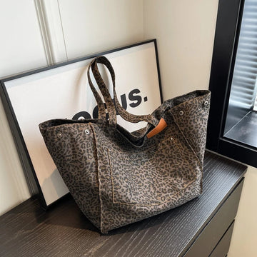 Borsa a tracolla da donna con stampa leopardata, design alla moda 1
