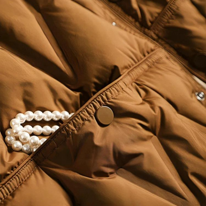 Piumino Donna Taglio Sfiancato Chiusura con Bottoni