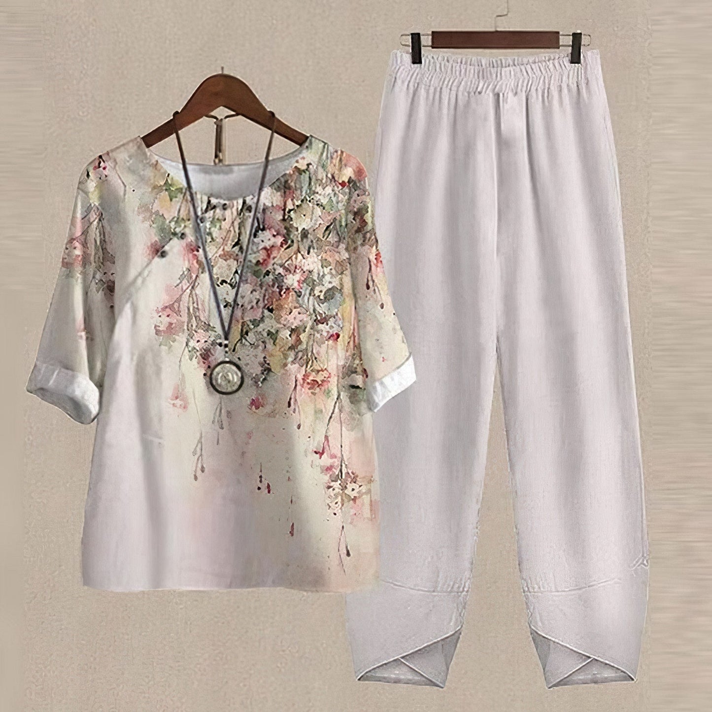 Completo Floreale Elegante da Donna per Estate - Camicetta e Pantaloni Harem 4