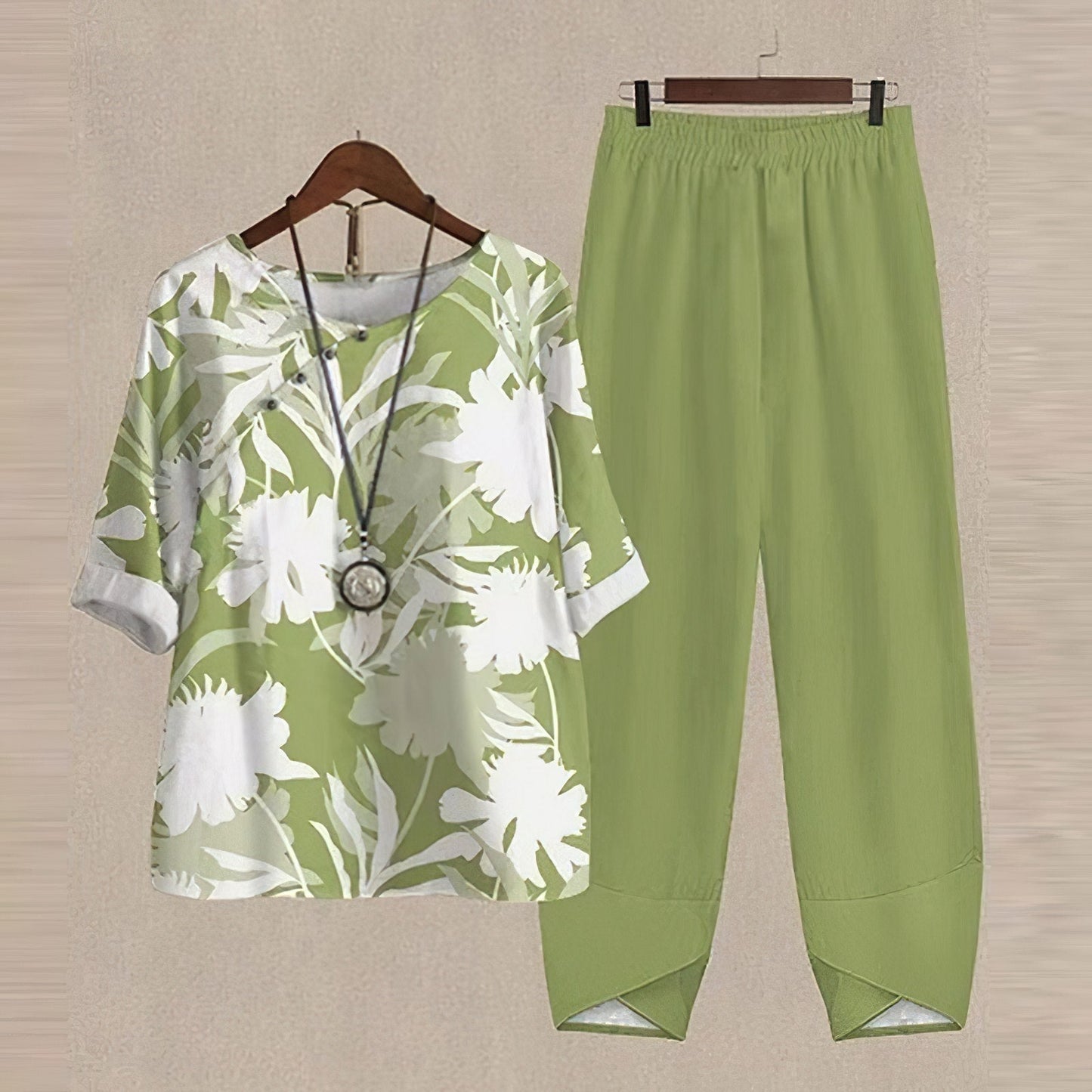 Completo Floreale Elegante da Donna per Estate - Camicetta e Pantaloni Harem 5