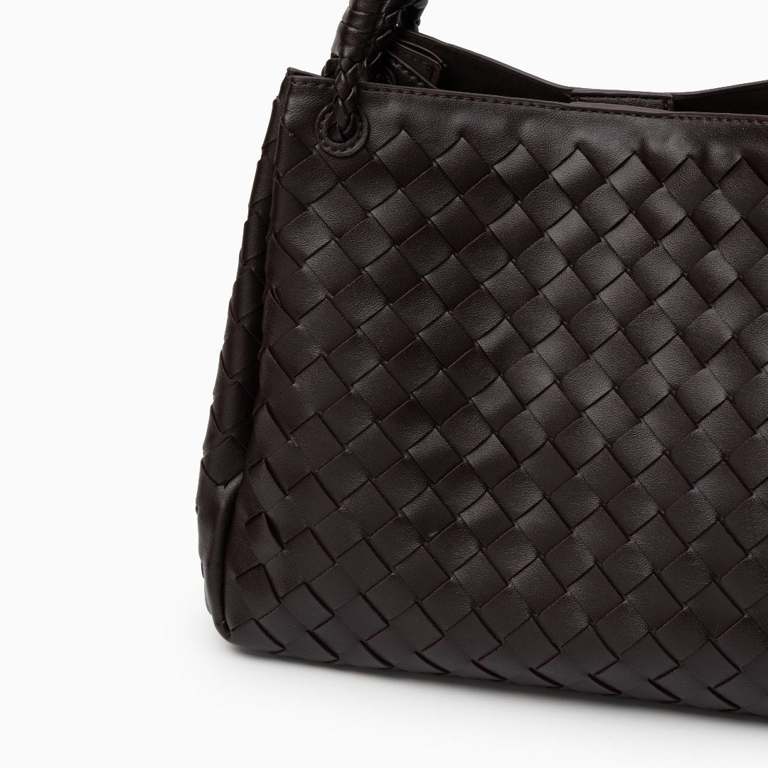 Borsa Donna in Pelle Vegana con Tracolla e Dettagli Metallici