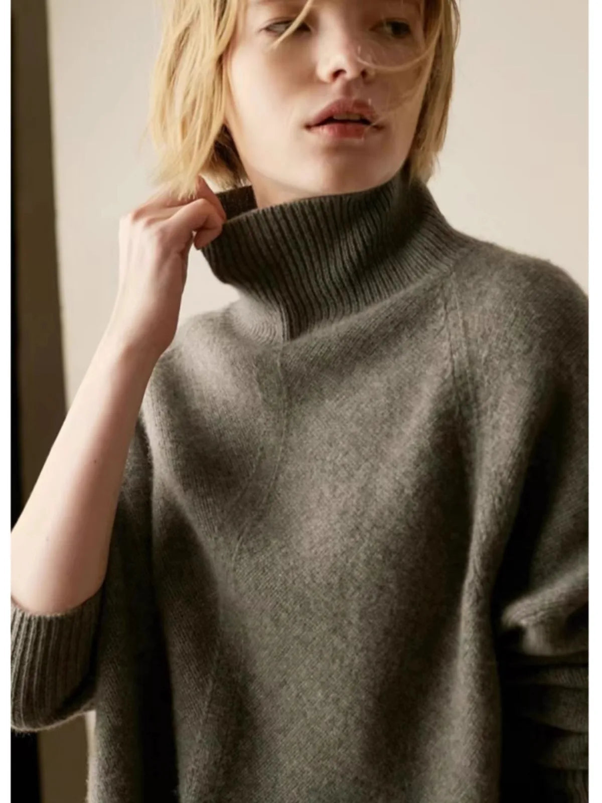 Dolcevita Oversize Caldo dal Design Moderno da Donna | Selina Grigio