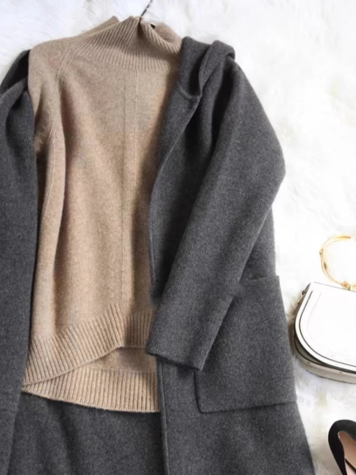 Dolcevita Oversize Caldo dal Design Moderno da Donna | Selina