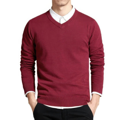 Maglione Uomo Scollo a V Linee Pulite Vestibilità Classica