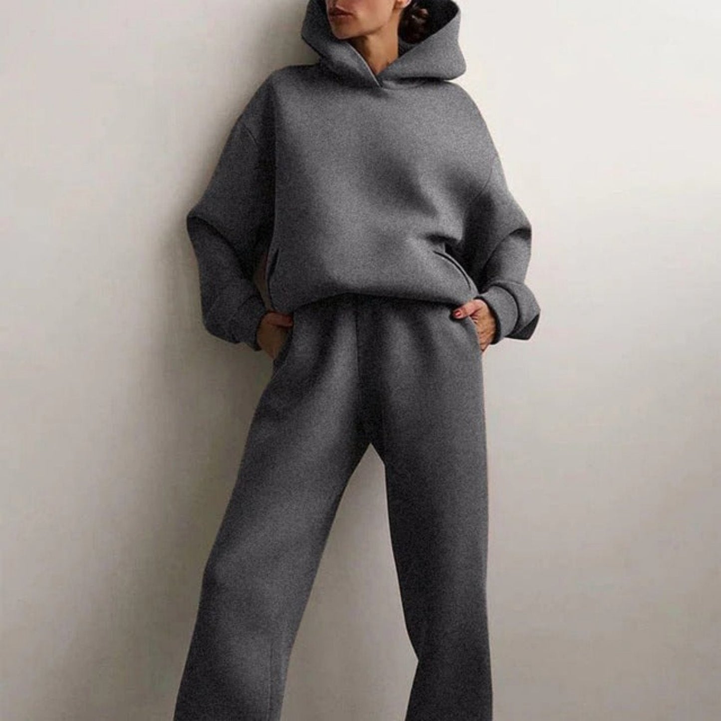 Completo Donna Casual Invernale con Felpa con Cappuccio e Pantaloni