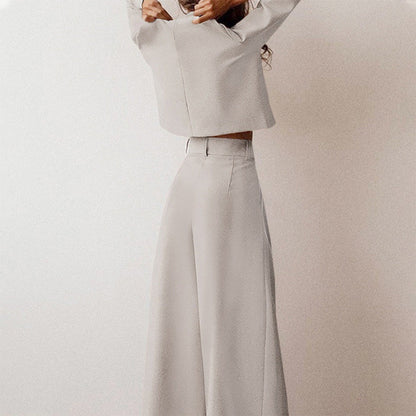 Completo Donna Pantaloni Ampi e Corto