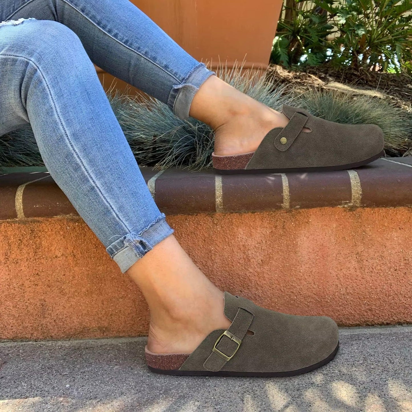Sandali Donna Pelle Scamosciata Stile Boston
