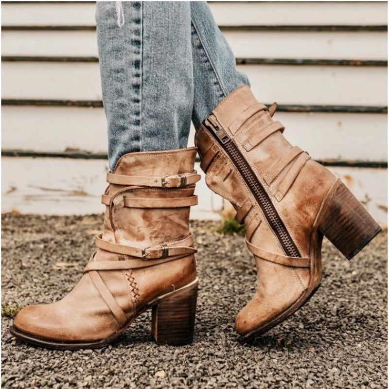 Stivaletti Donna in Pelle Stile Vintage Slouchy con Fibbia e Tacco - Brentozzi