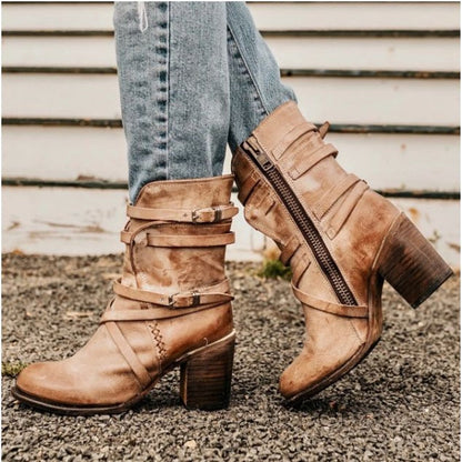 Stivaletti Donna in Pelle Stile Vintage Slouchy con Fibbia e Tacco - Brentozzi