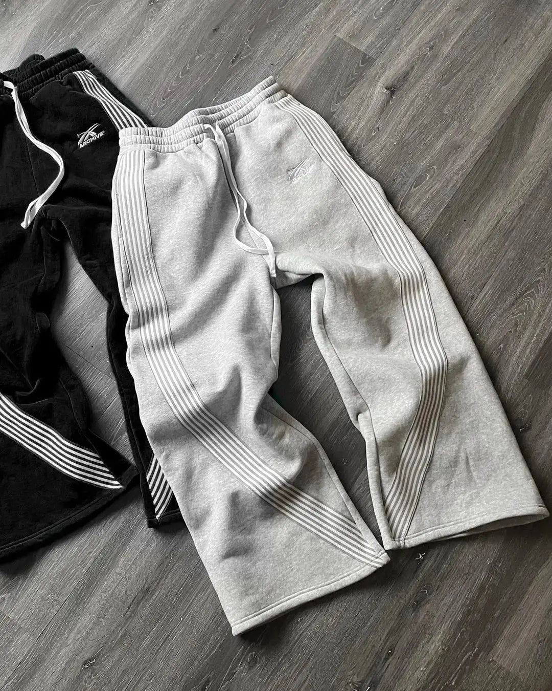 Pantaloni Jogging Uomo con Righe Retro Vestibilità Comfort