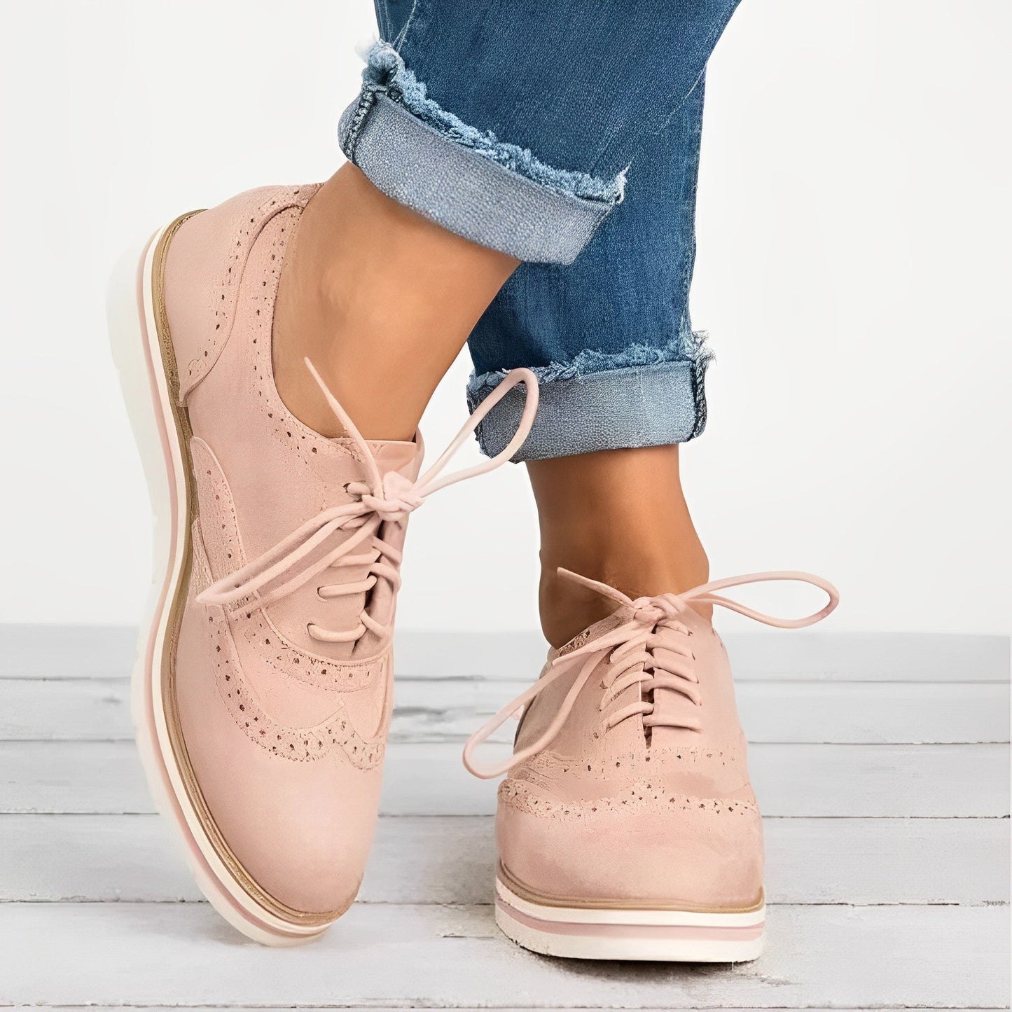 Scarpe Stringate Donna in Pelle con Dettagli Cut-Out