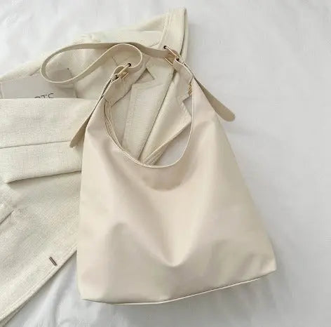 Borsa a Tracolla Donna in Pelle Stile Elegante - Brentozzi