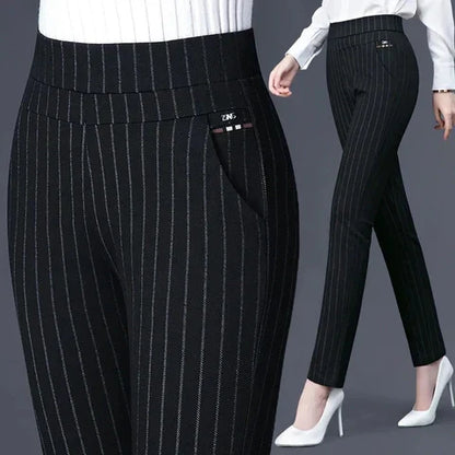 Pantaloni Jogging Donna in Tessuto Stretch Lunghezza Lunga