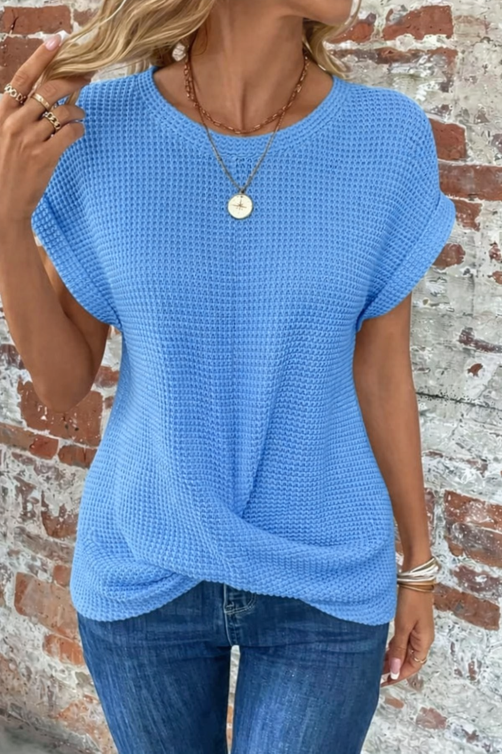 Maglietta Donna Casual con Torsione Frontale e Maniche Arrotolate, Stile Estivo Elegante e Comodo 9