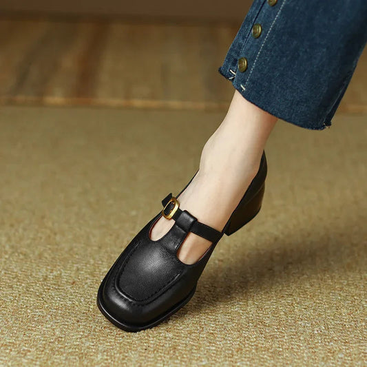 Scarpa Donna Mary Jane in Pelle con Cinturino a T e Tacco - Vesarelli