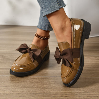 Mofina | Loafer Donna Mocassino in Vernice Tacco Basso con Fiocco 3