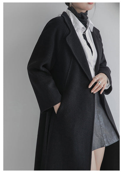 Cappotto Lungo Donna in Lana con Cintura