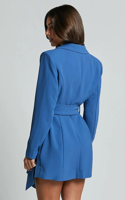 Abito Donna Blazer con Cintura Lineare Slim